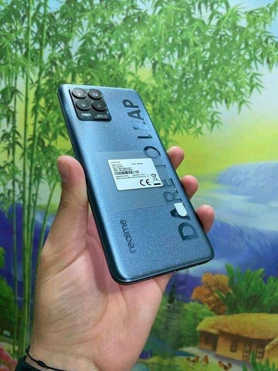 realme 8 pro